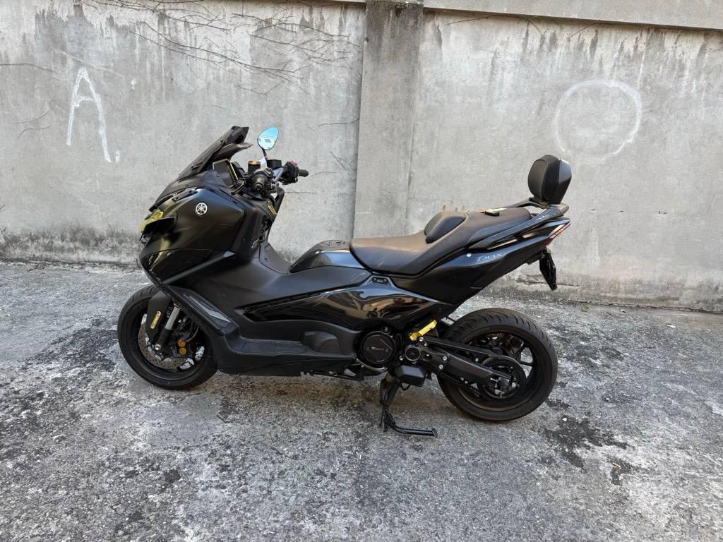T7