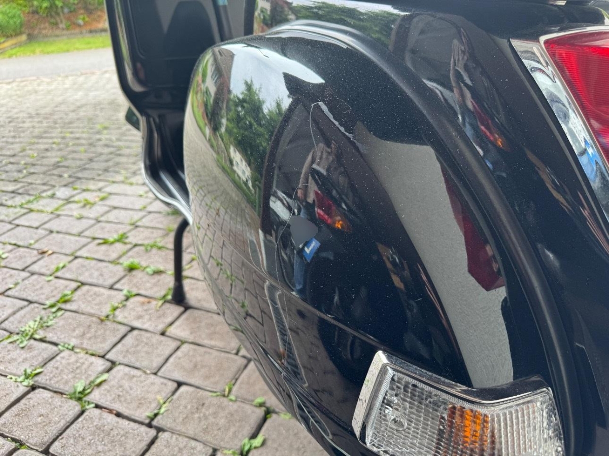 T13