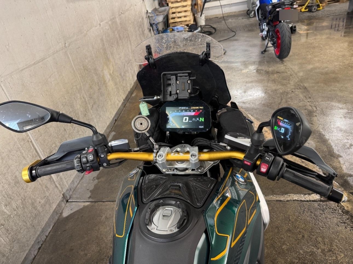 T10