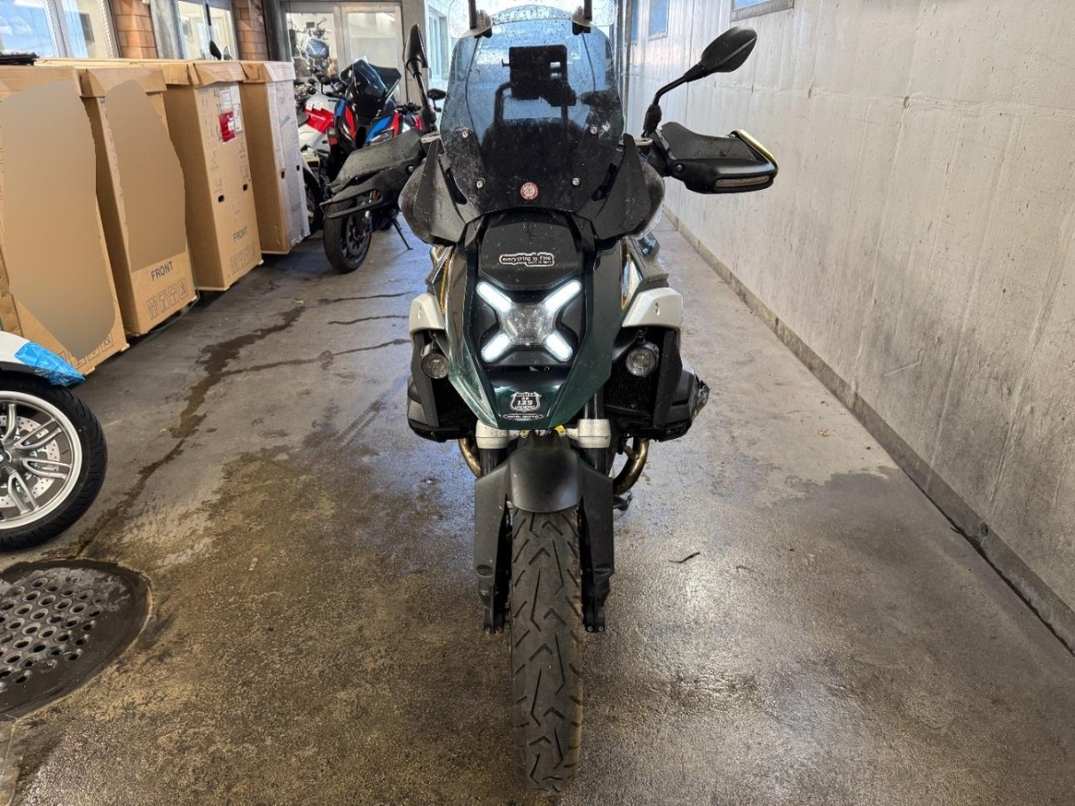 T8