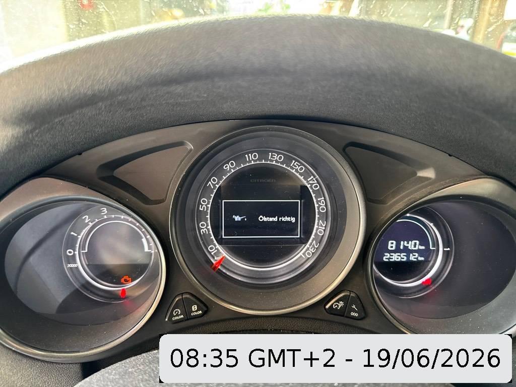 T12