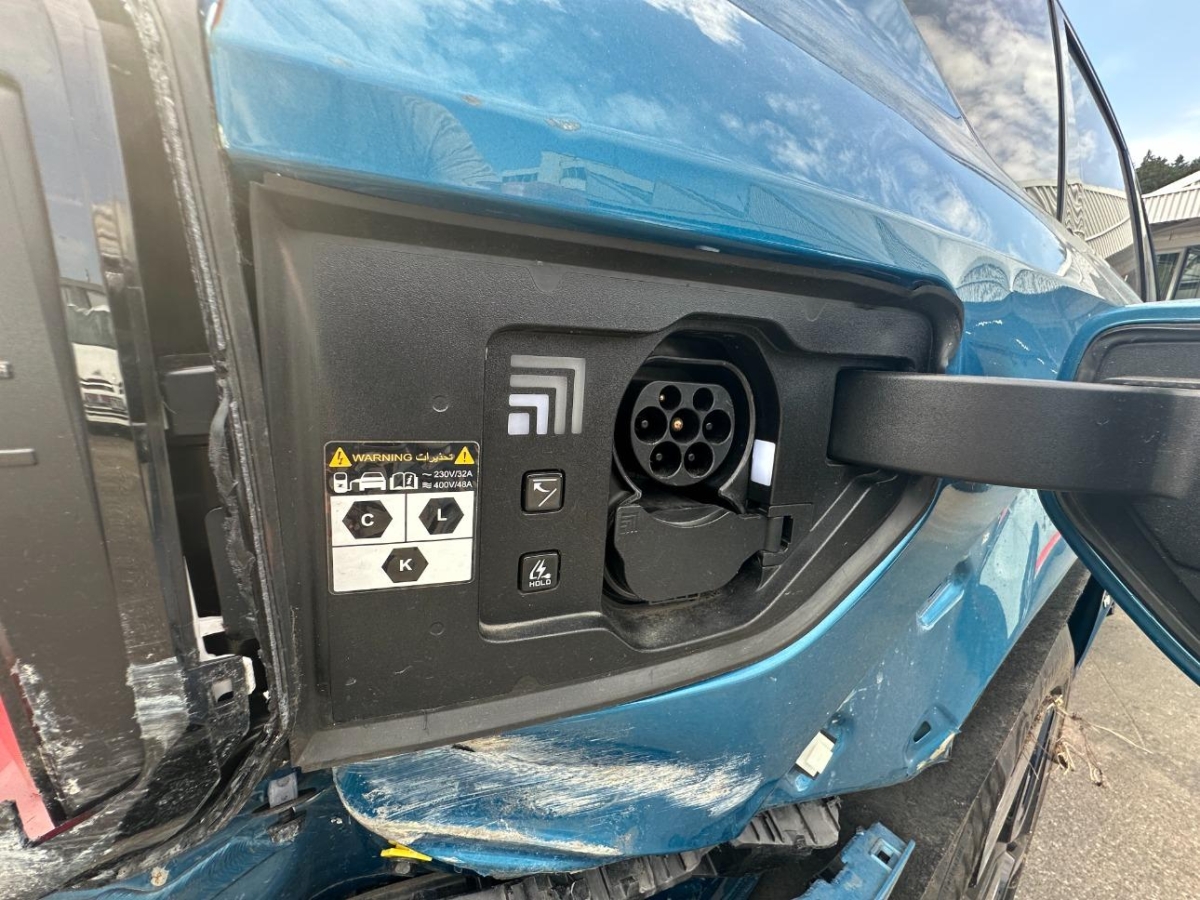 T12