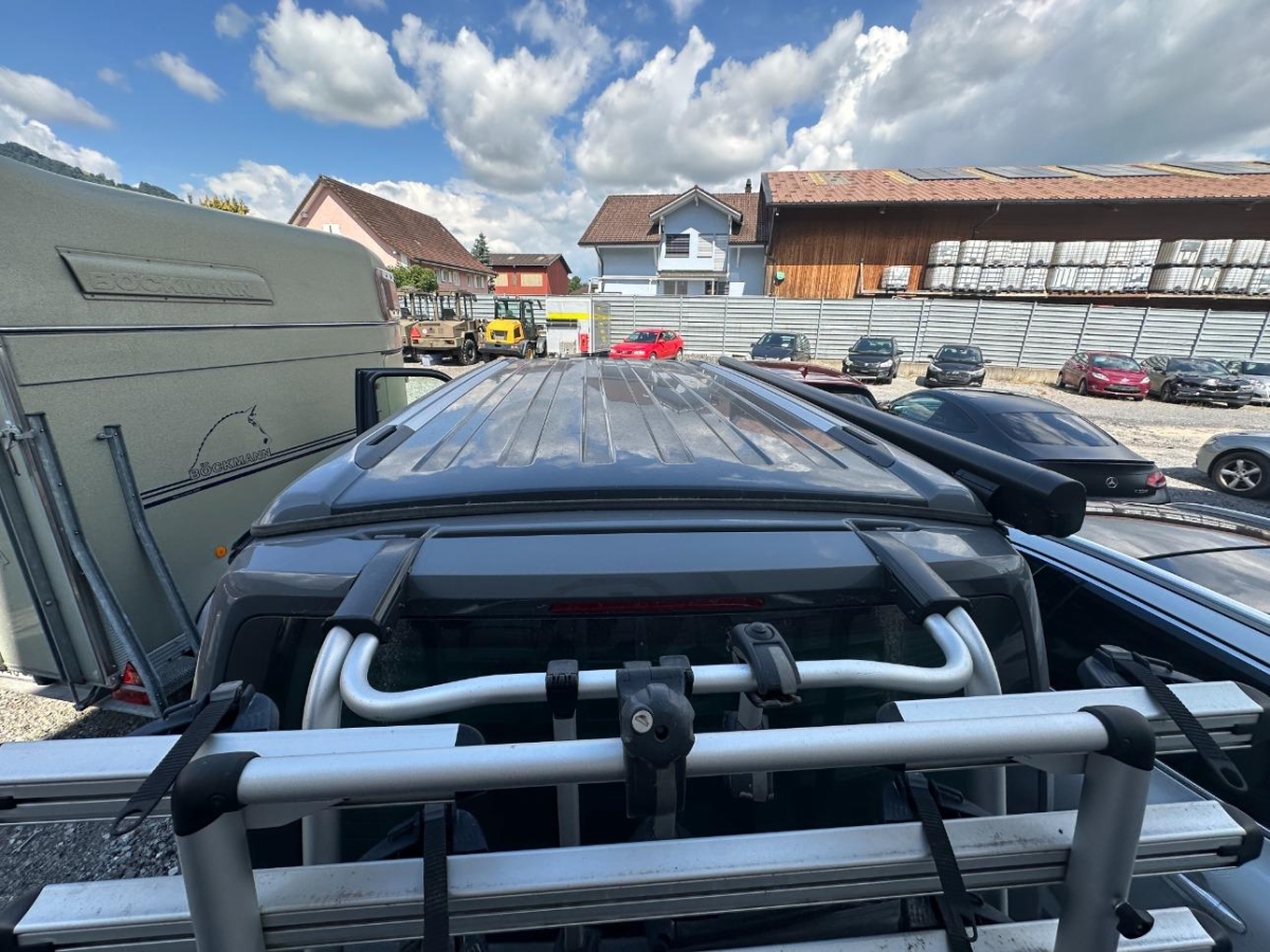 T18