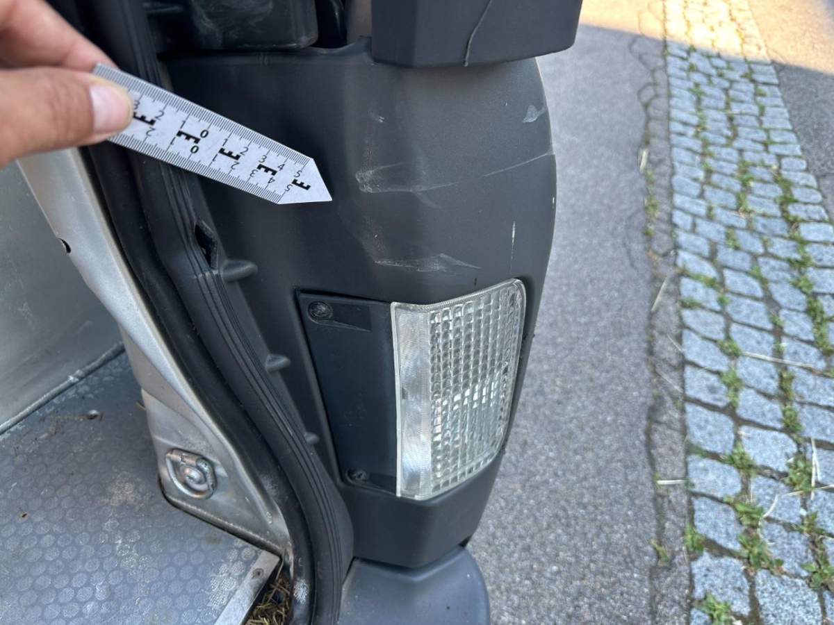 T13