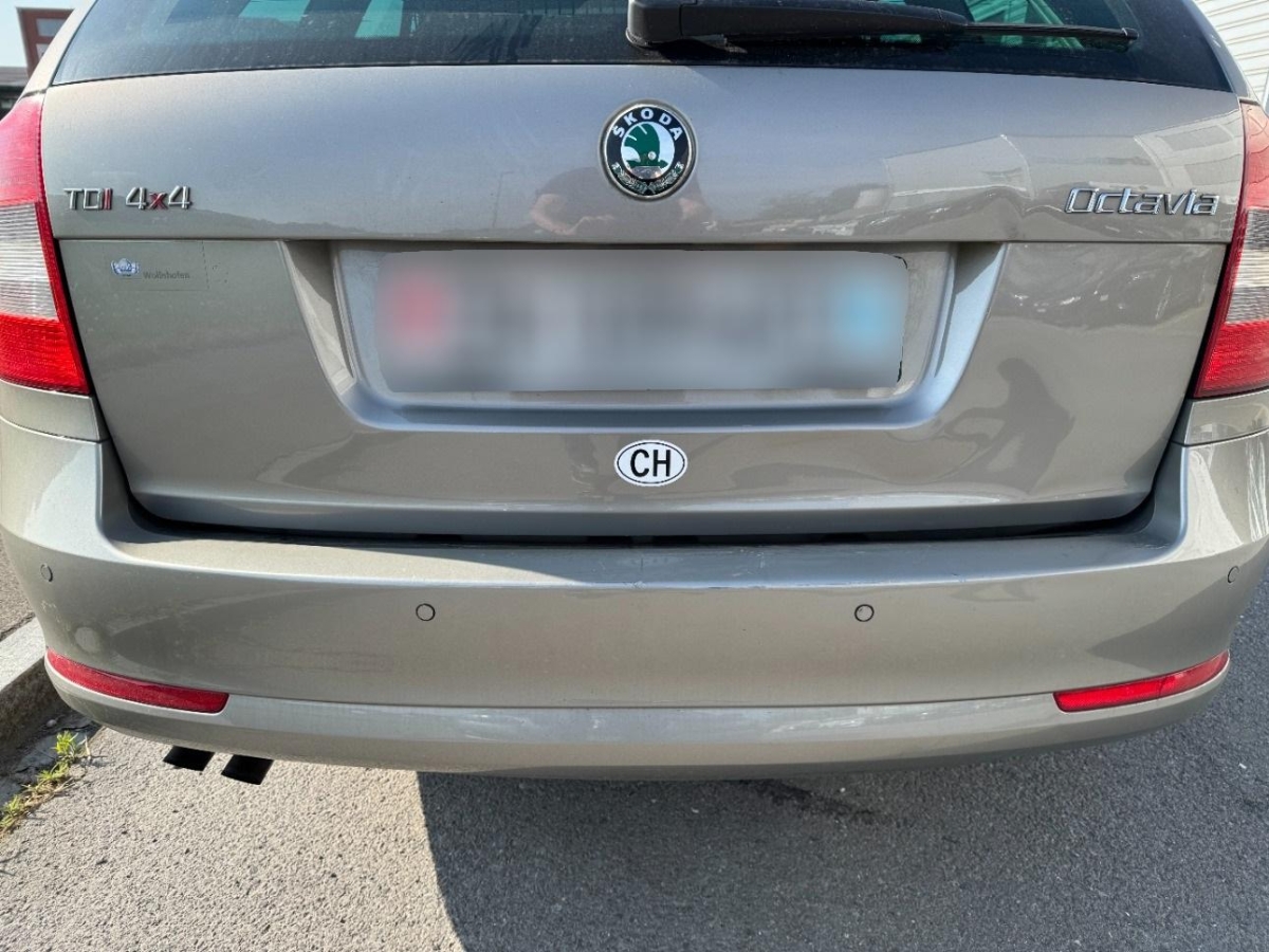 T16