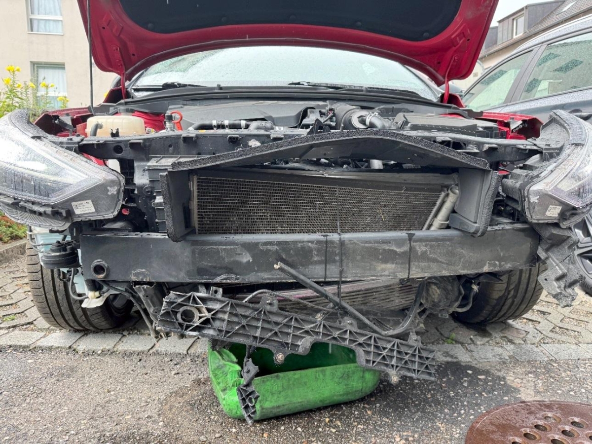 T16