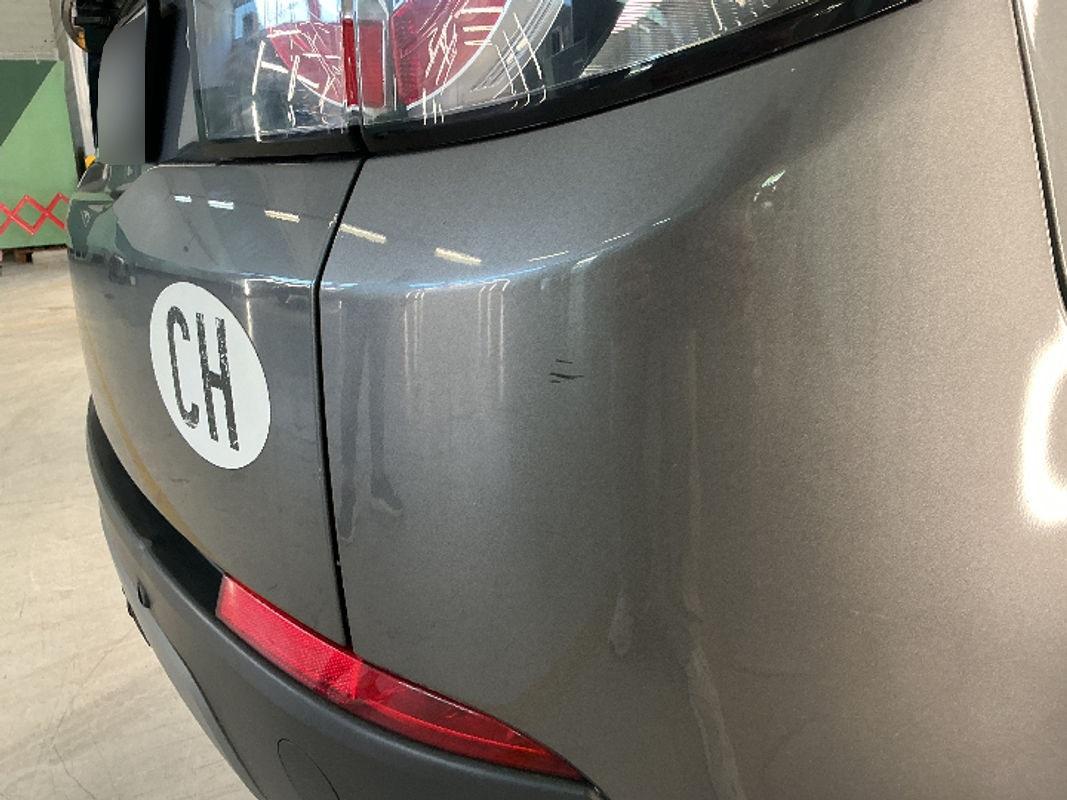 T18