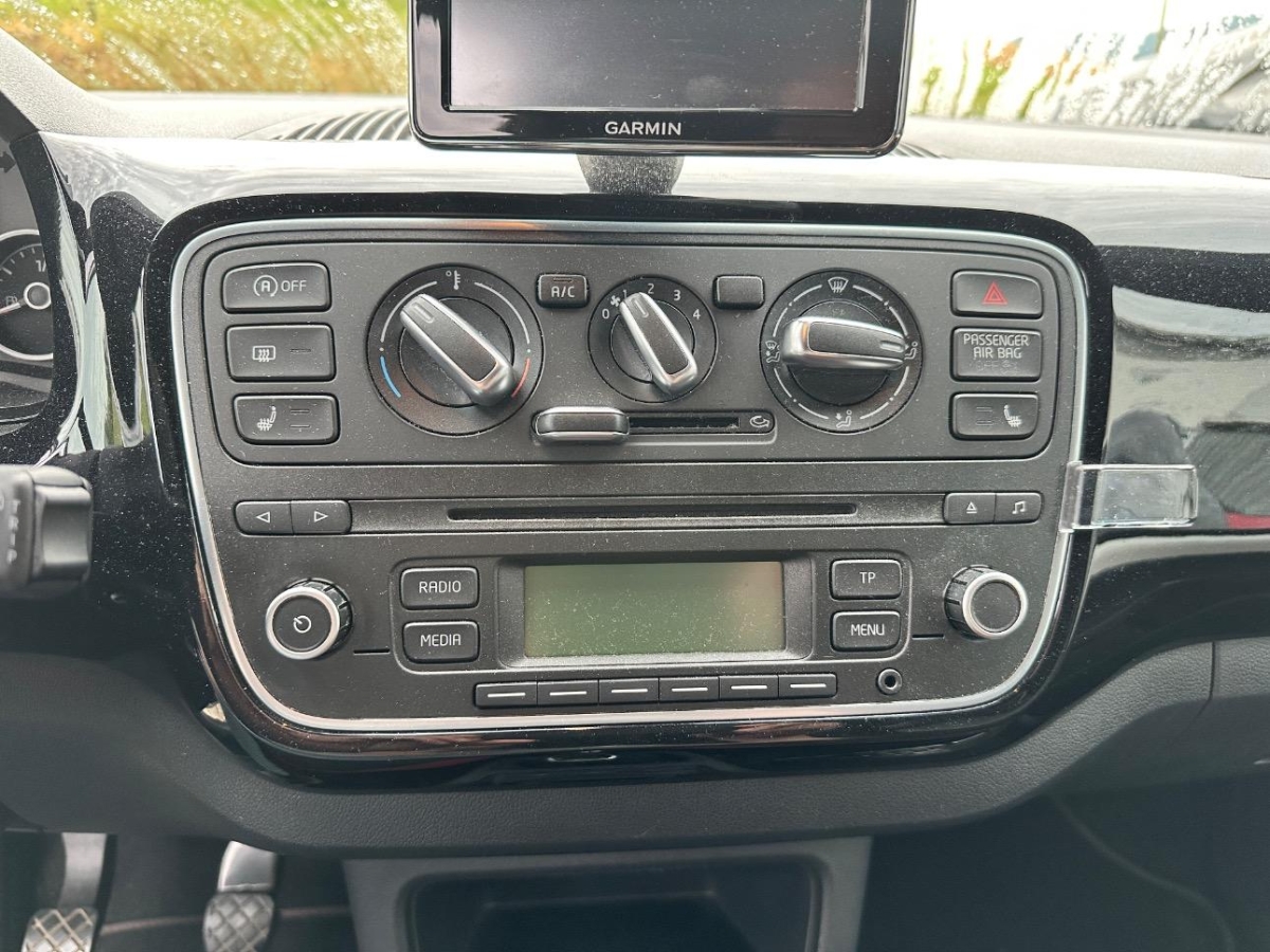 T12