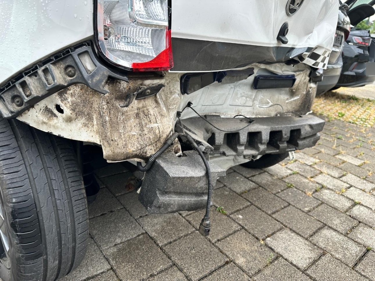T18