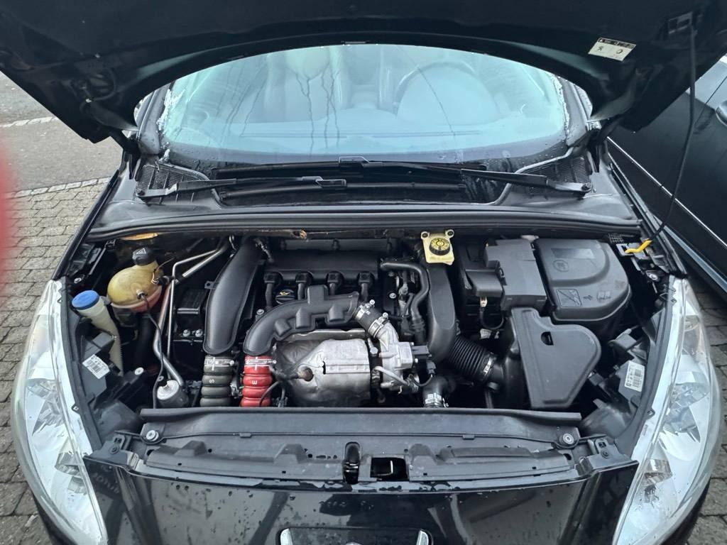 T12
