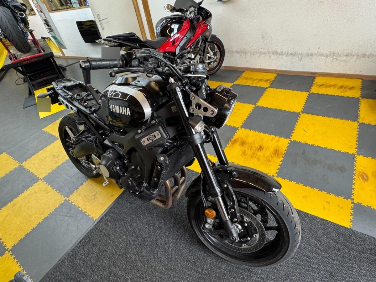 T8