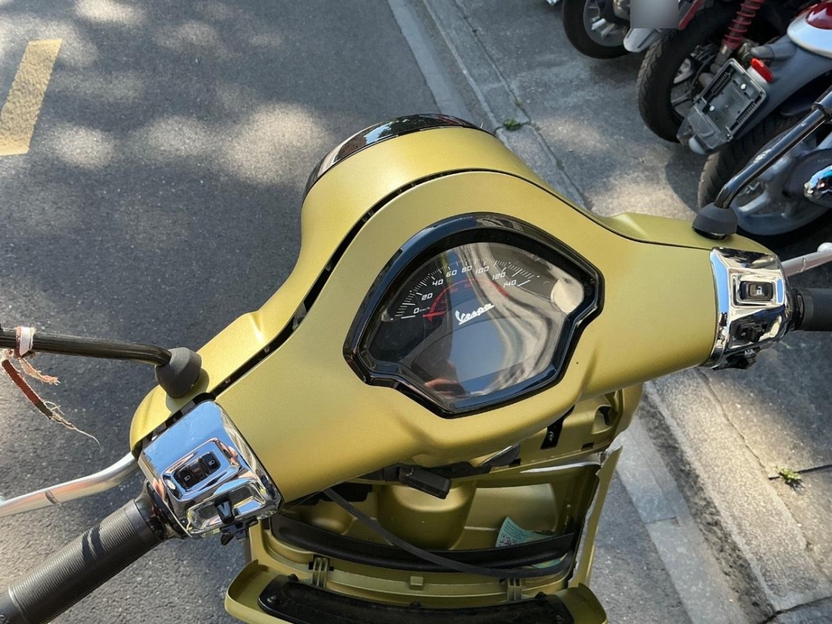 T7