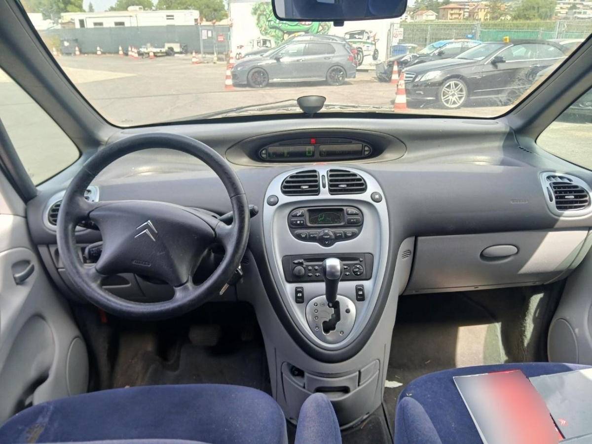 T7