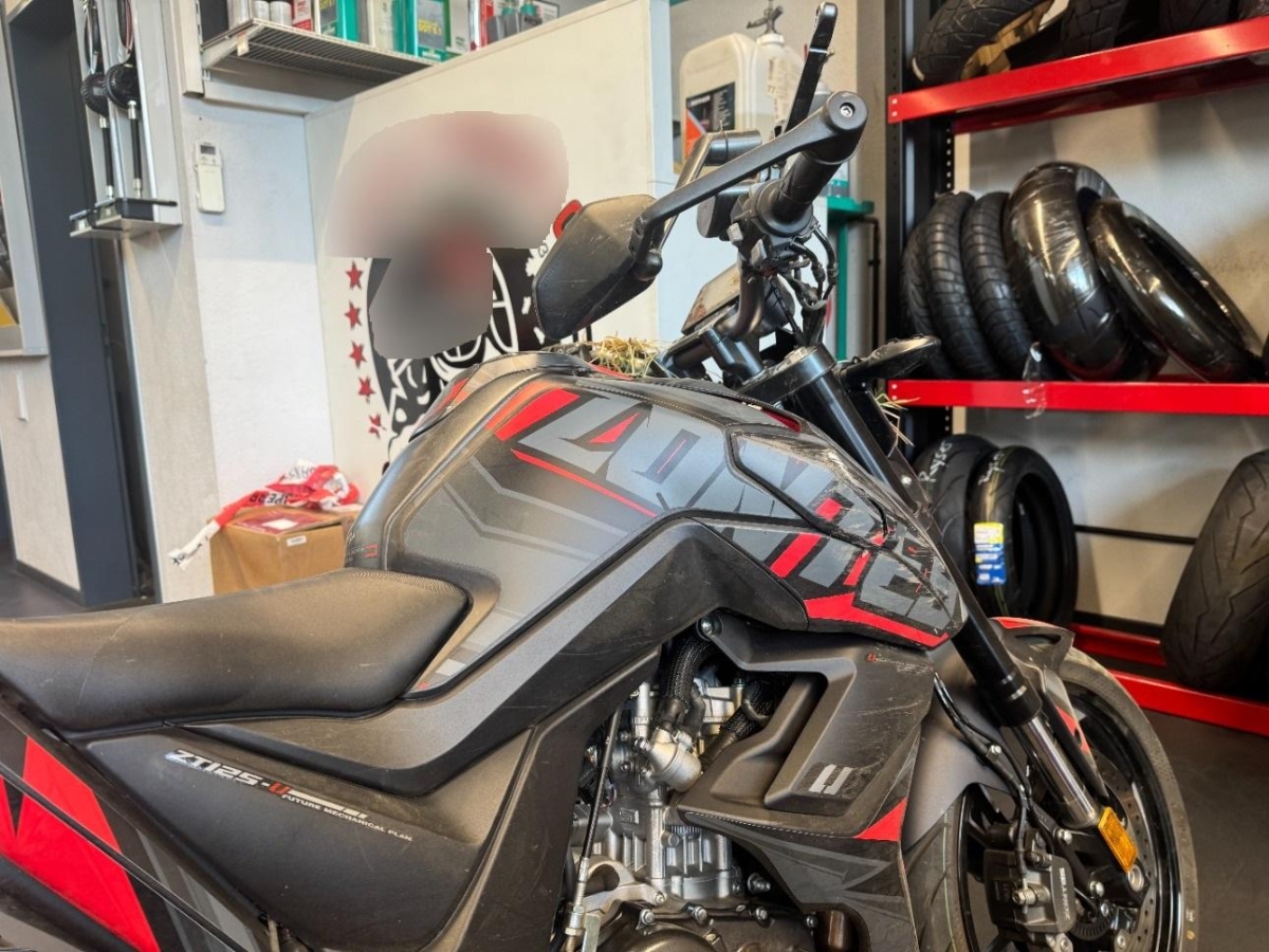 T10