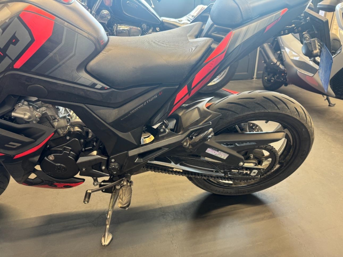 T12