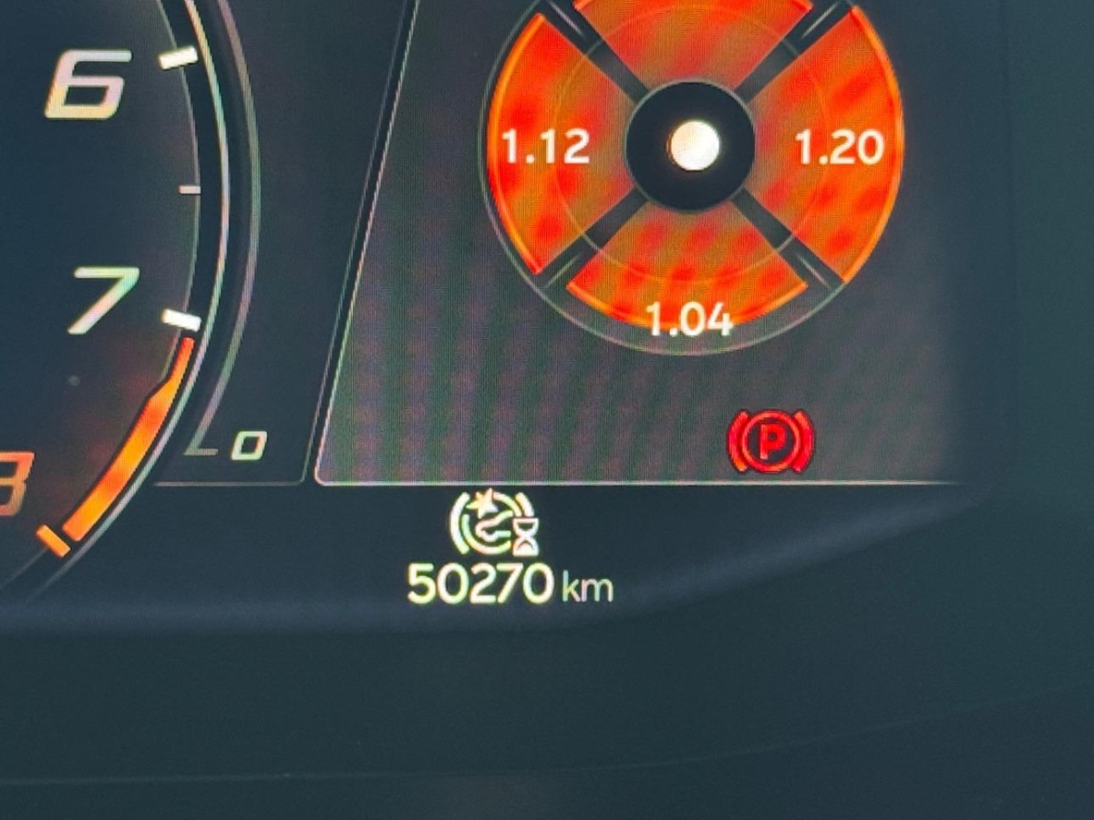 T8