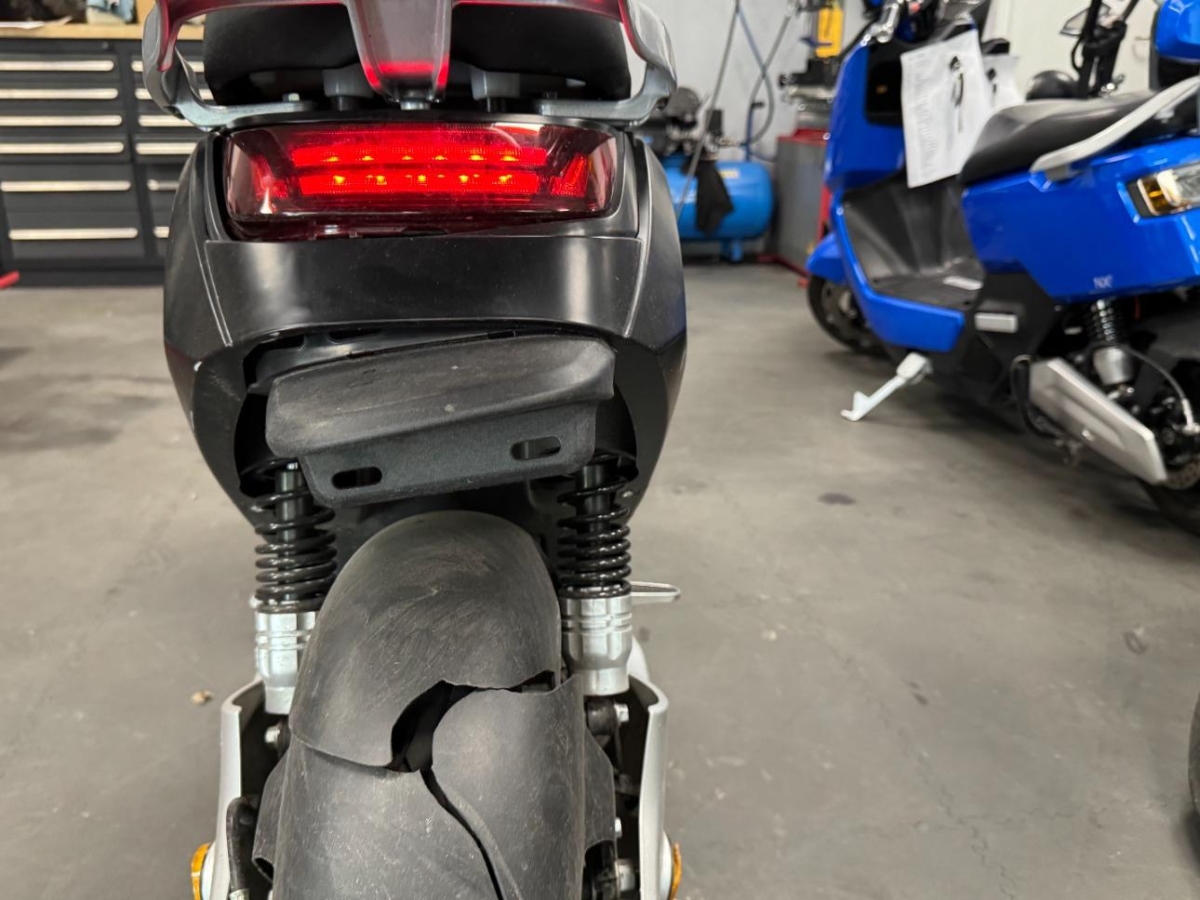 T18