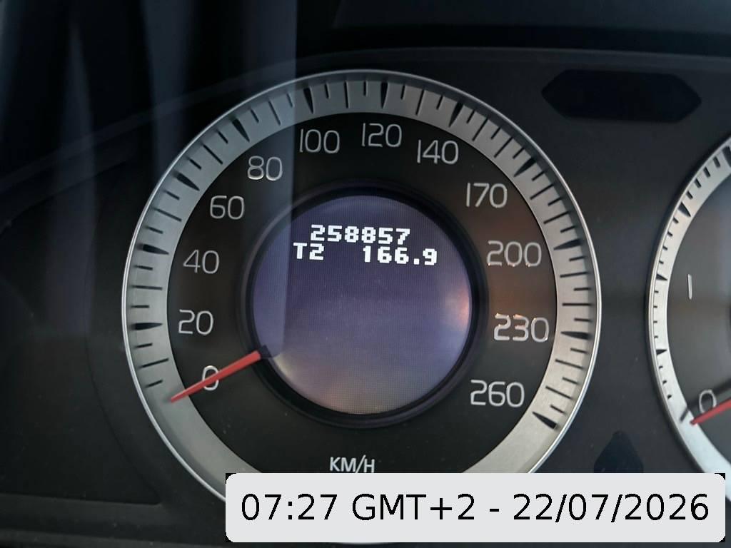 T8