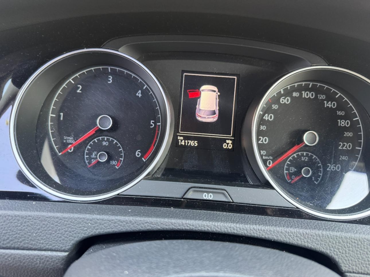 T8