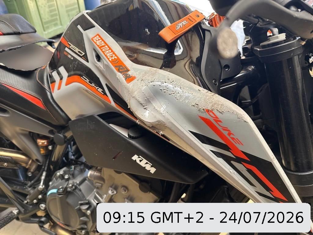 T8