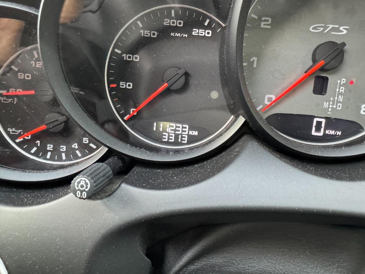T8
