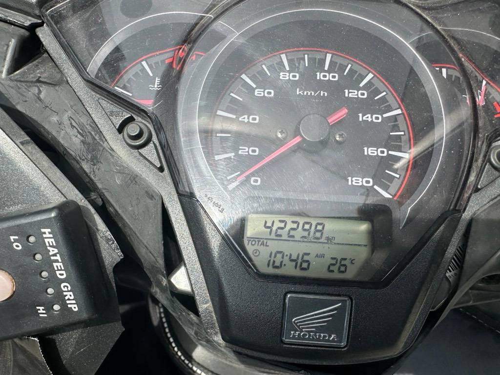 T9