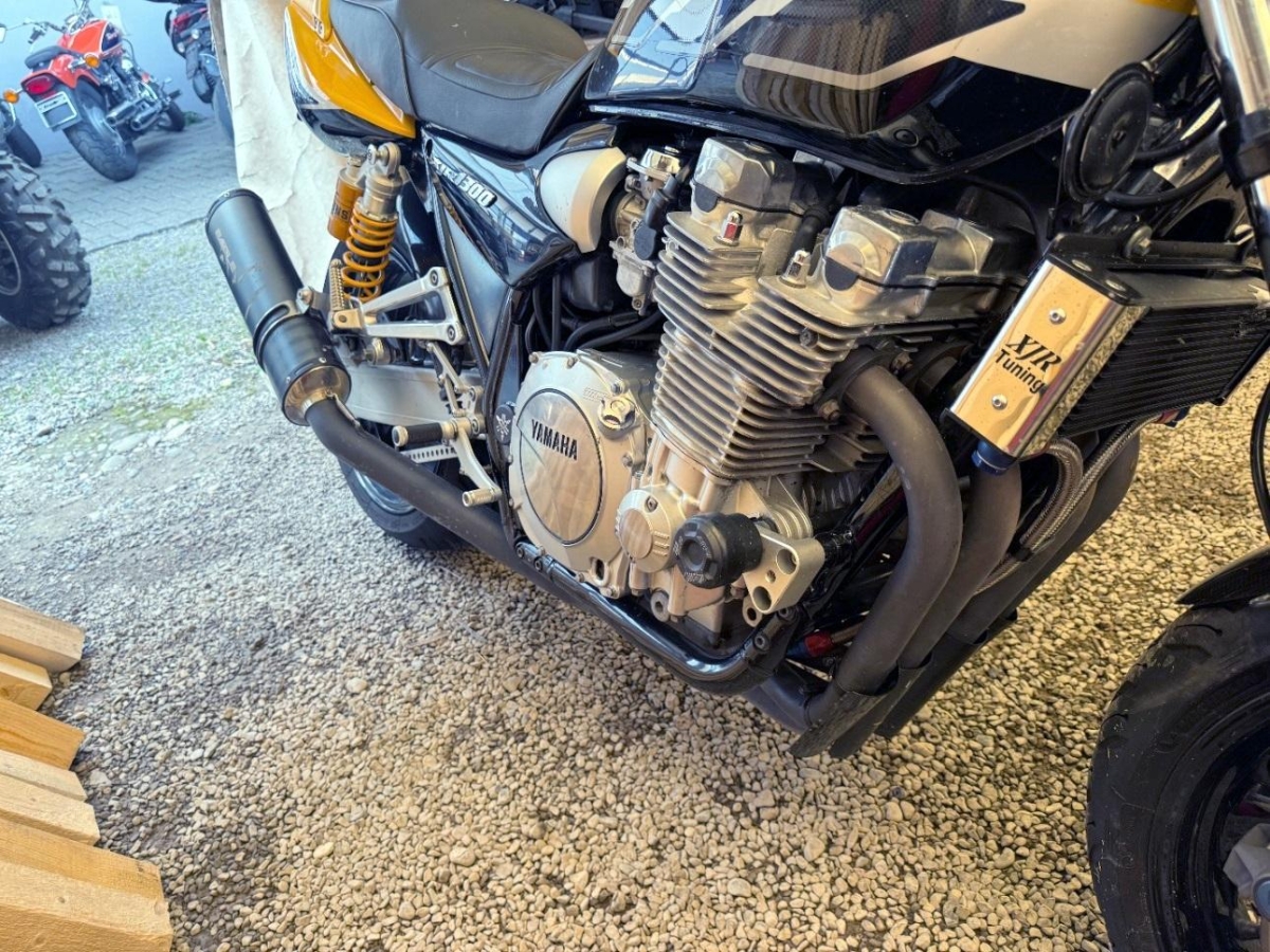 T11