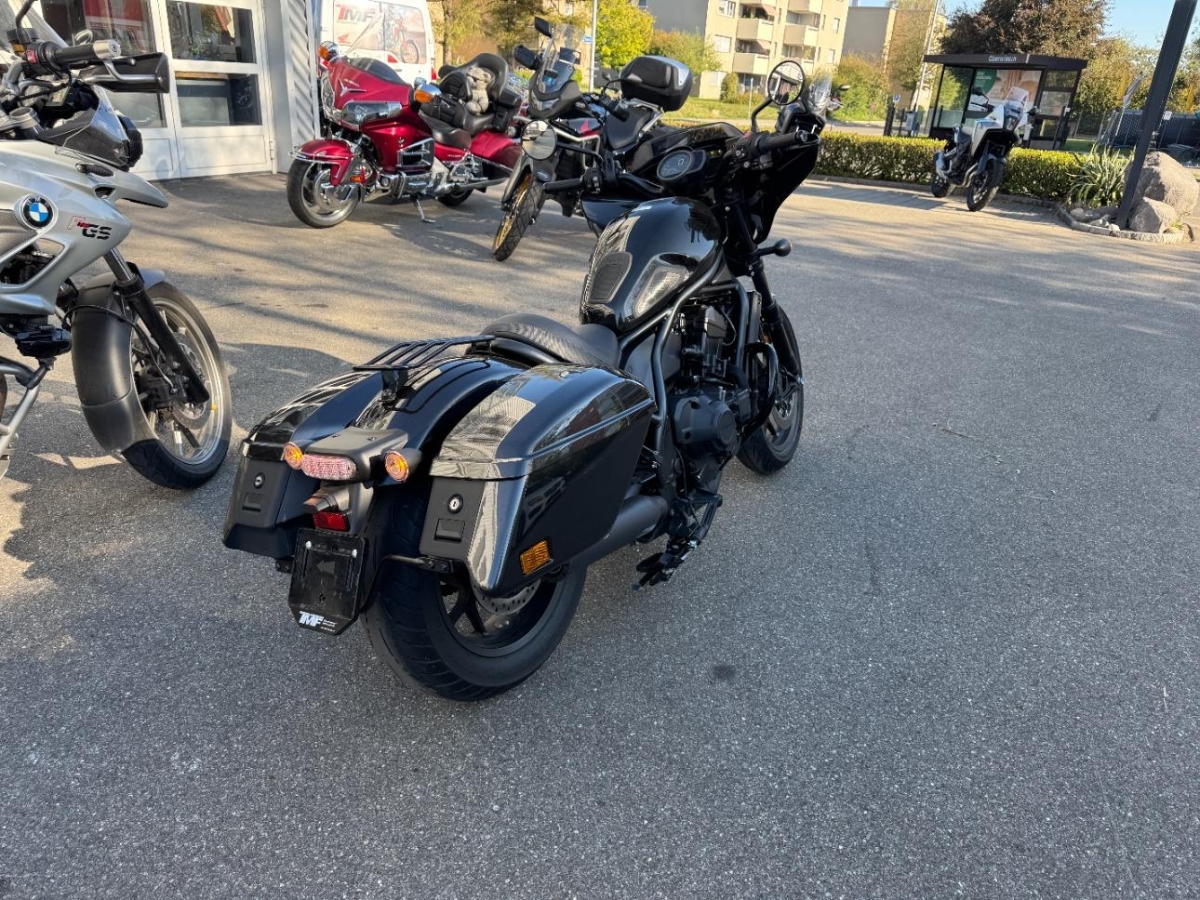 T1