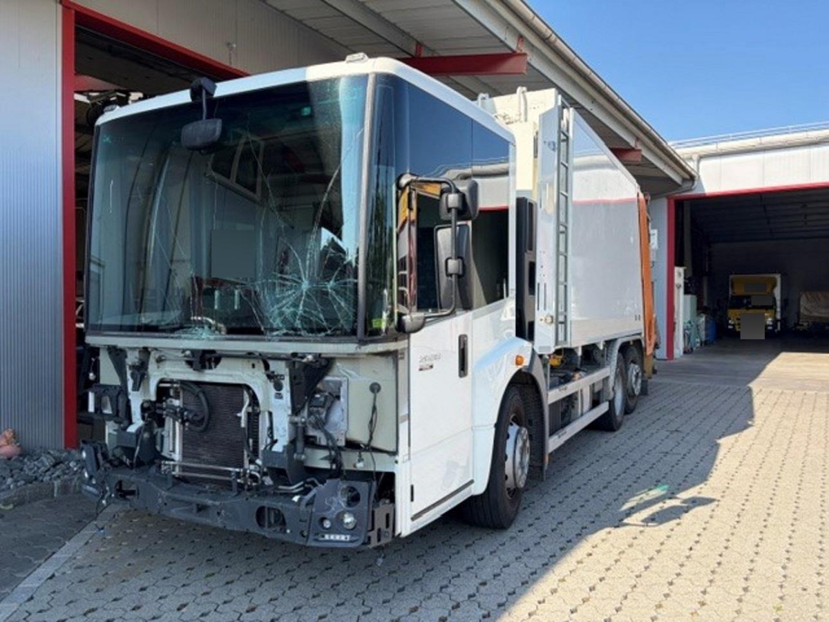 T6