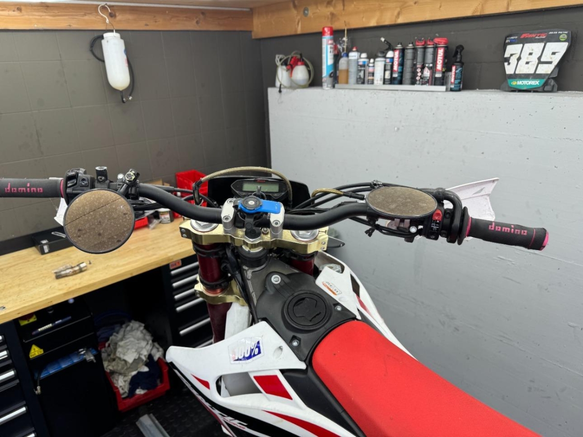 T11