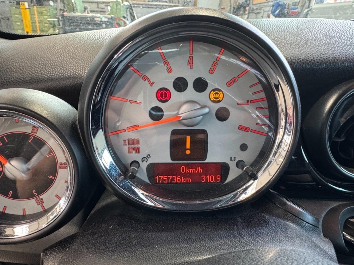 T8