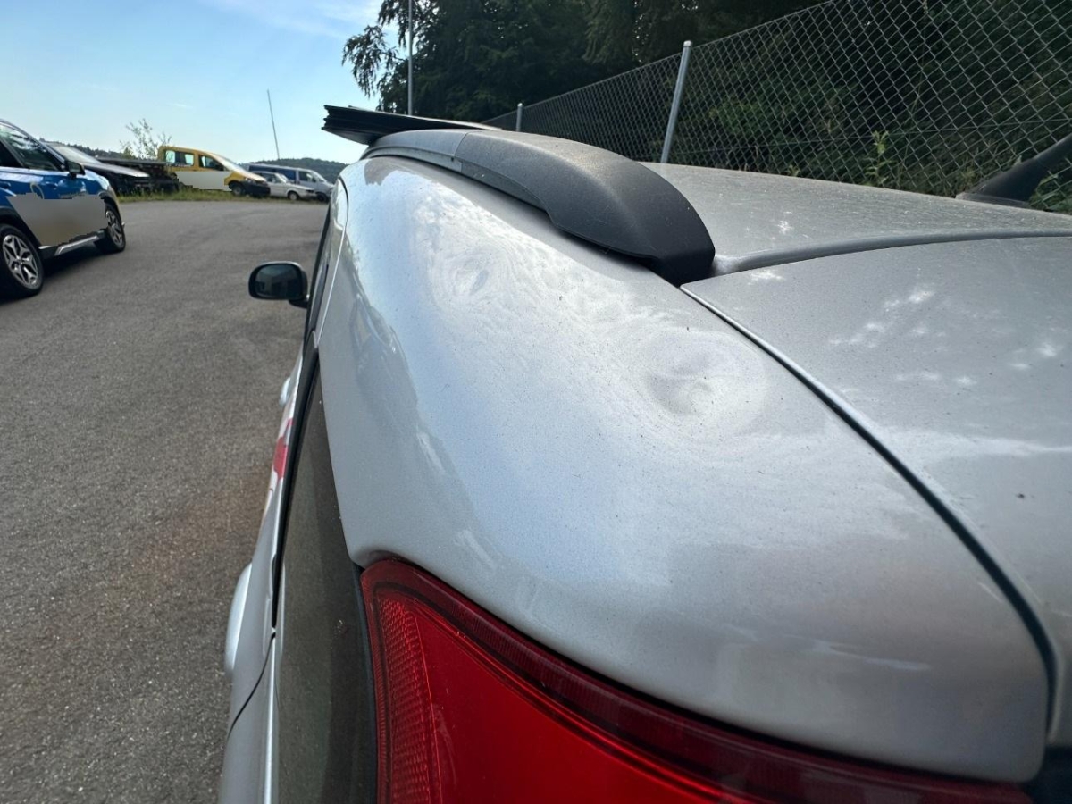 T18