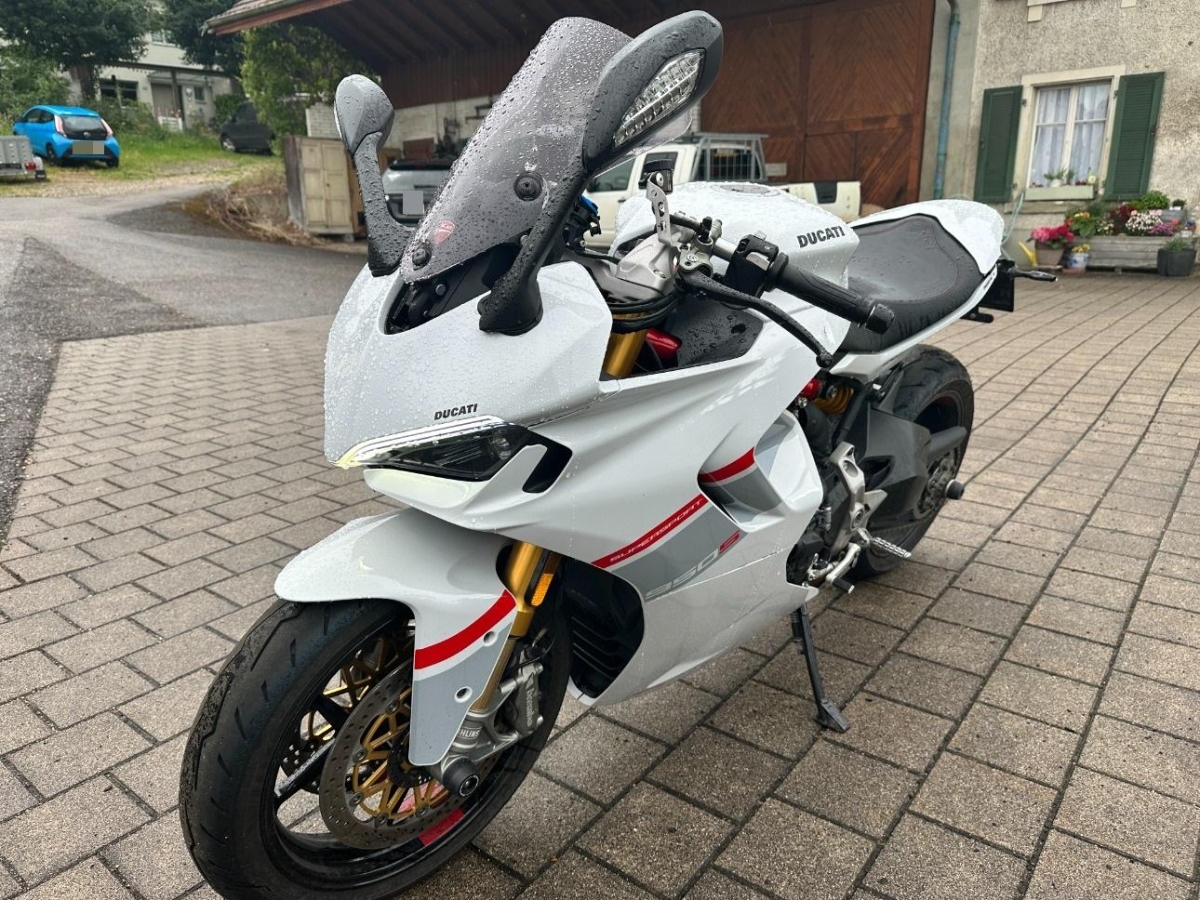 T3