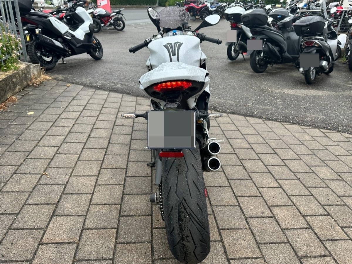T8