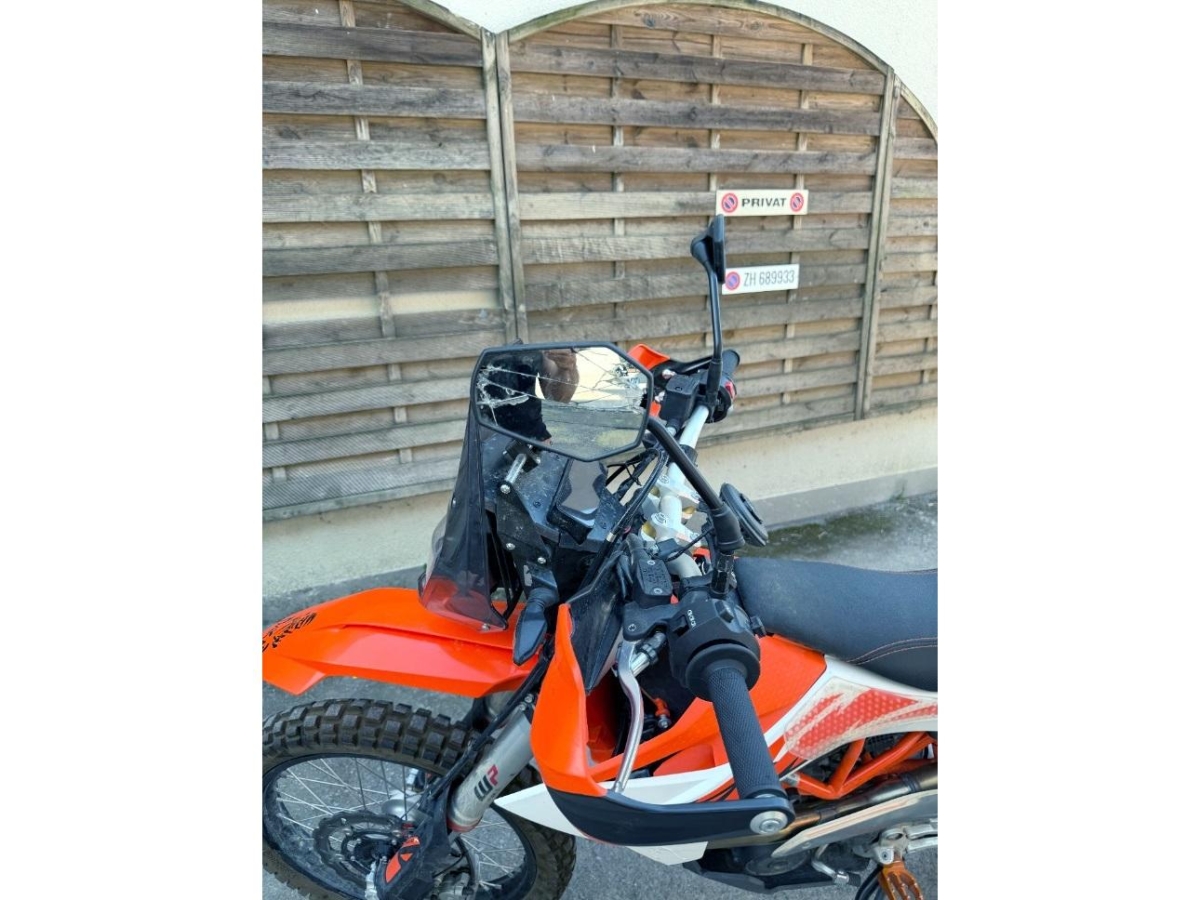 T18