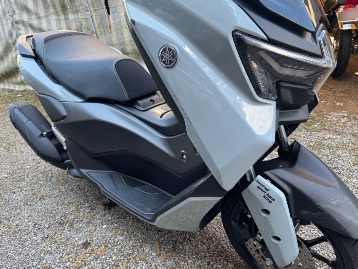 T12
