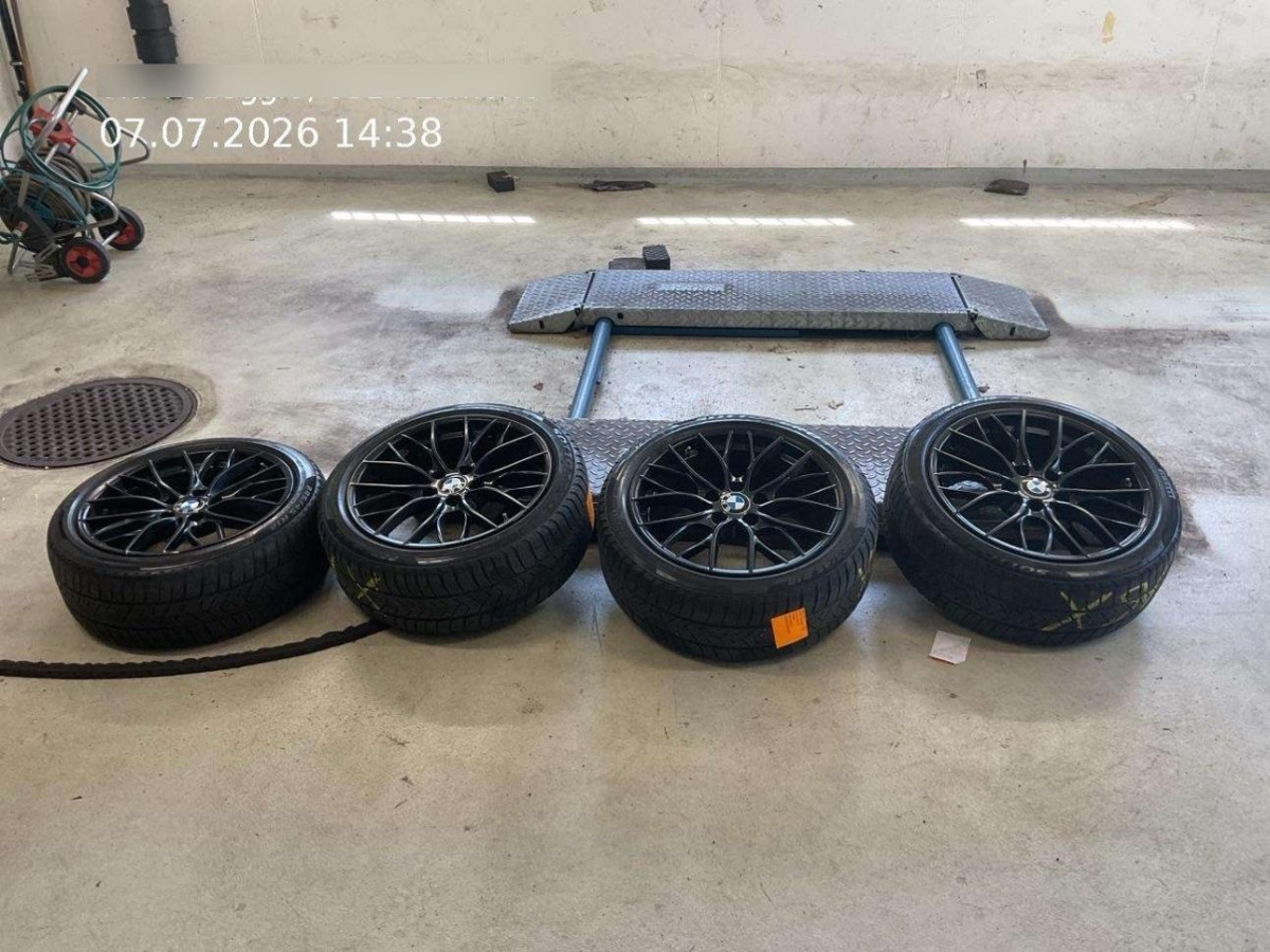 T13