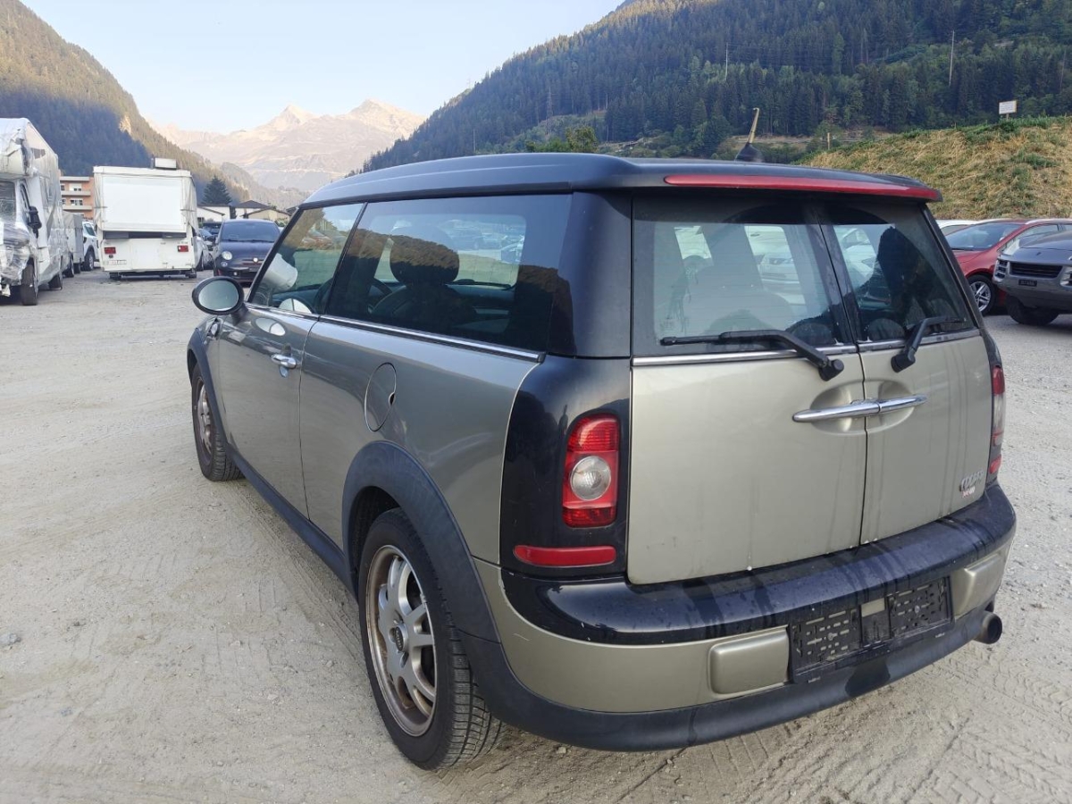 T7