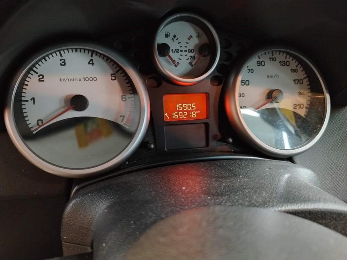 T10