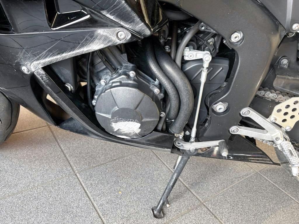 T10