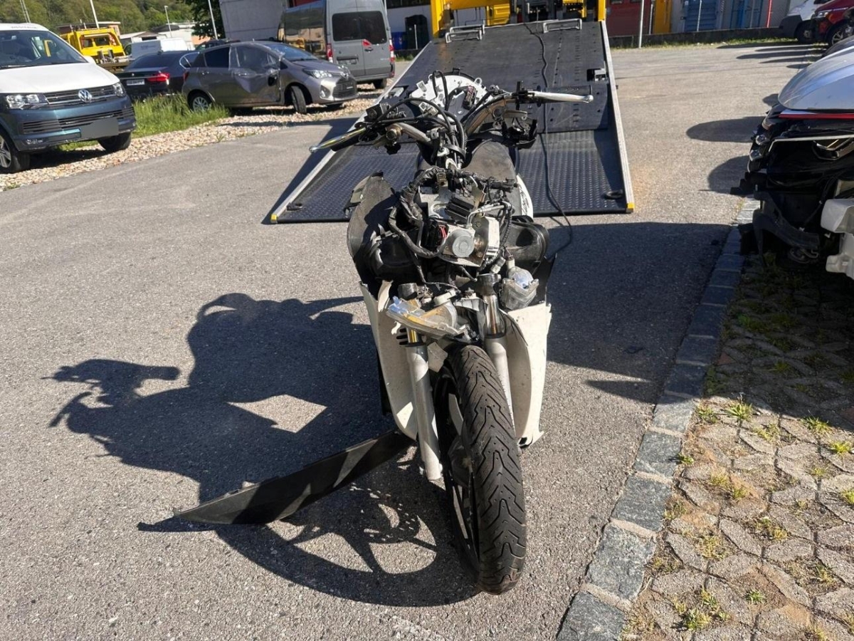 T8