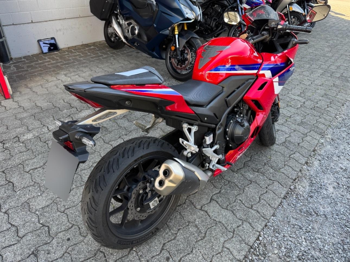 T4