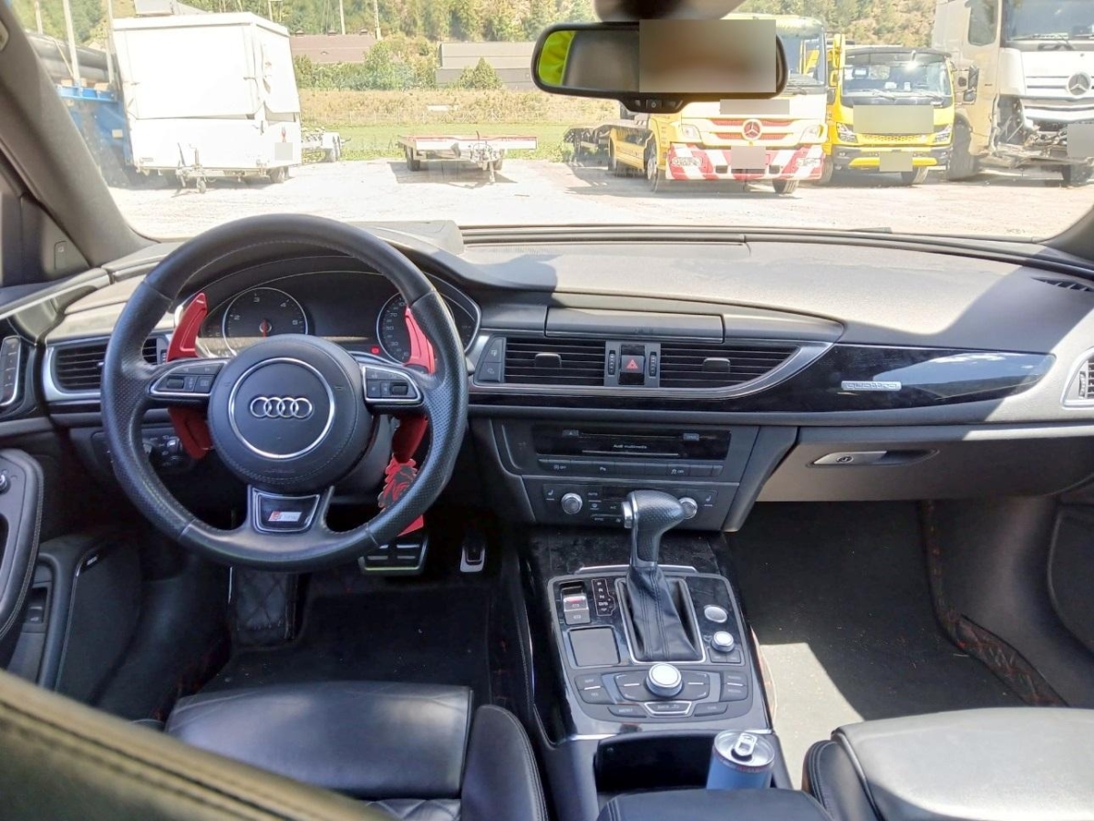 T10