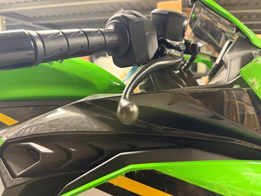 T16