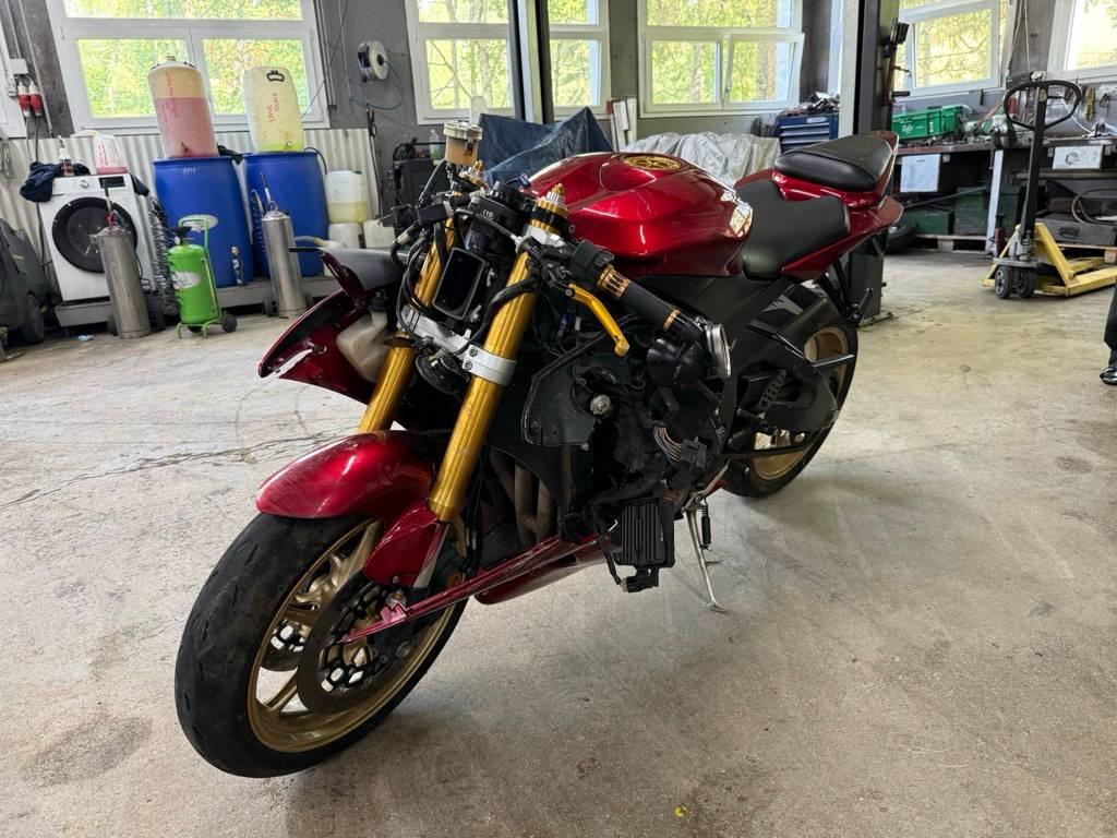 T4