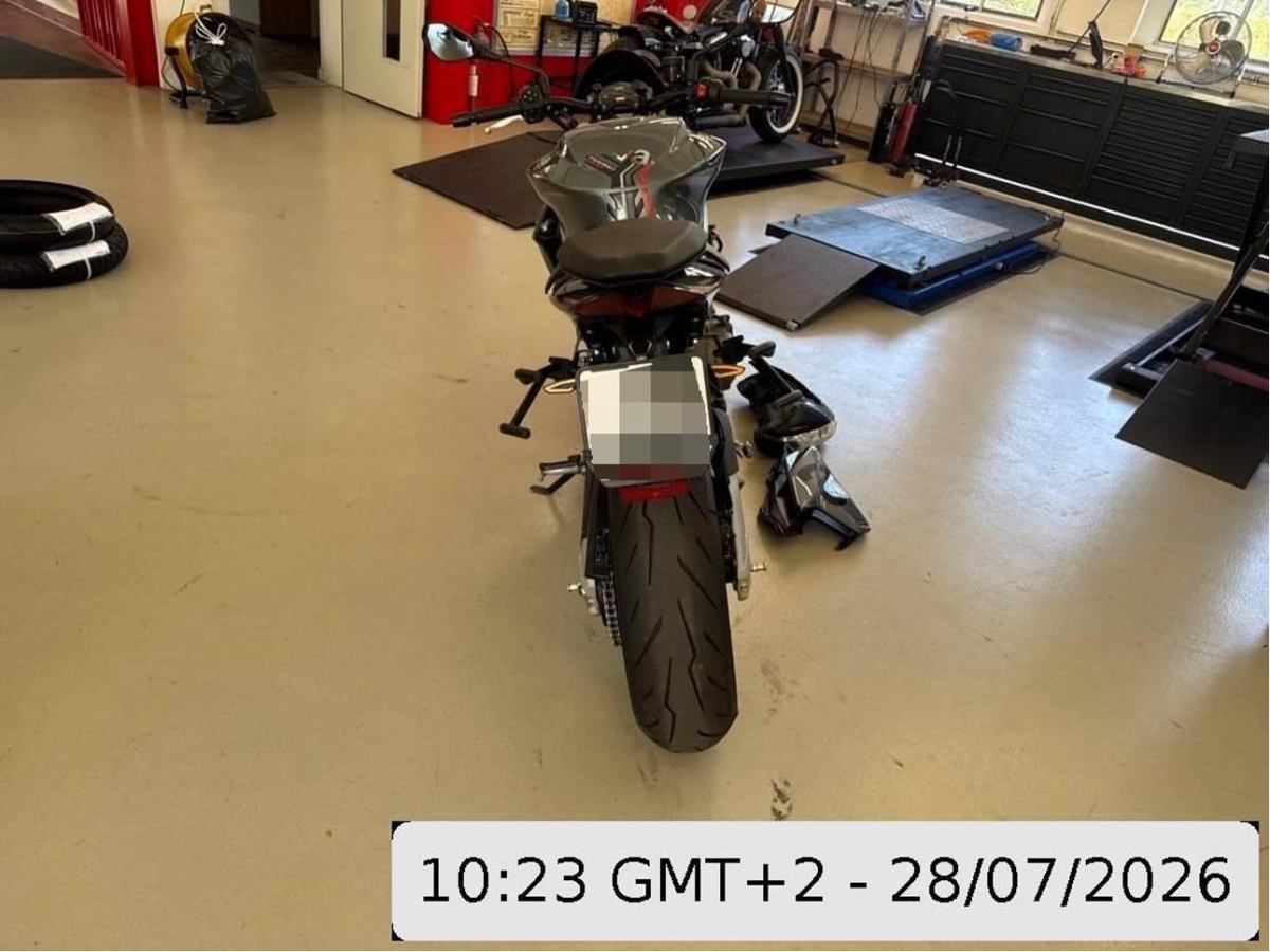 T8