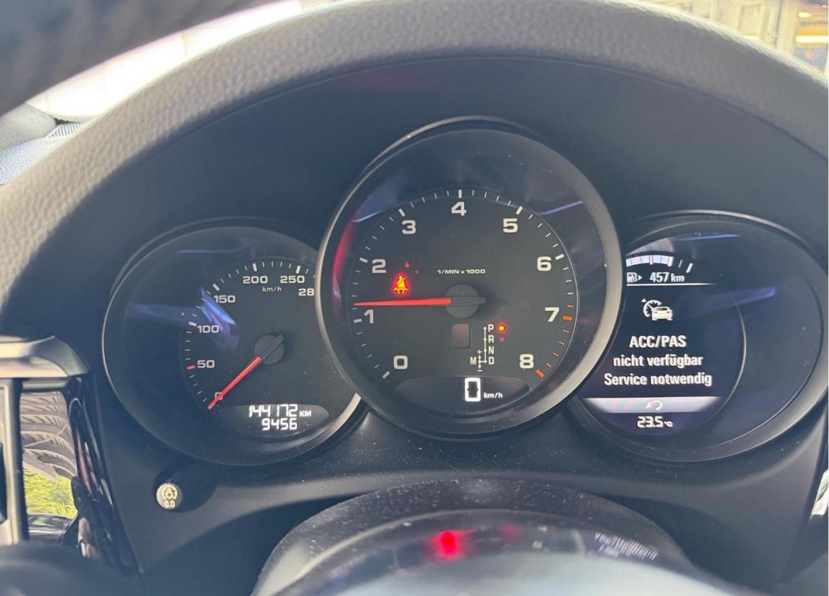 T8