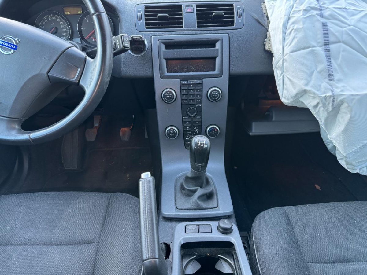 T11