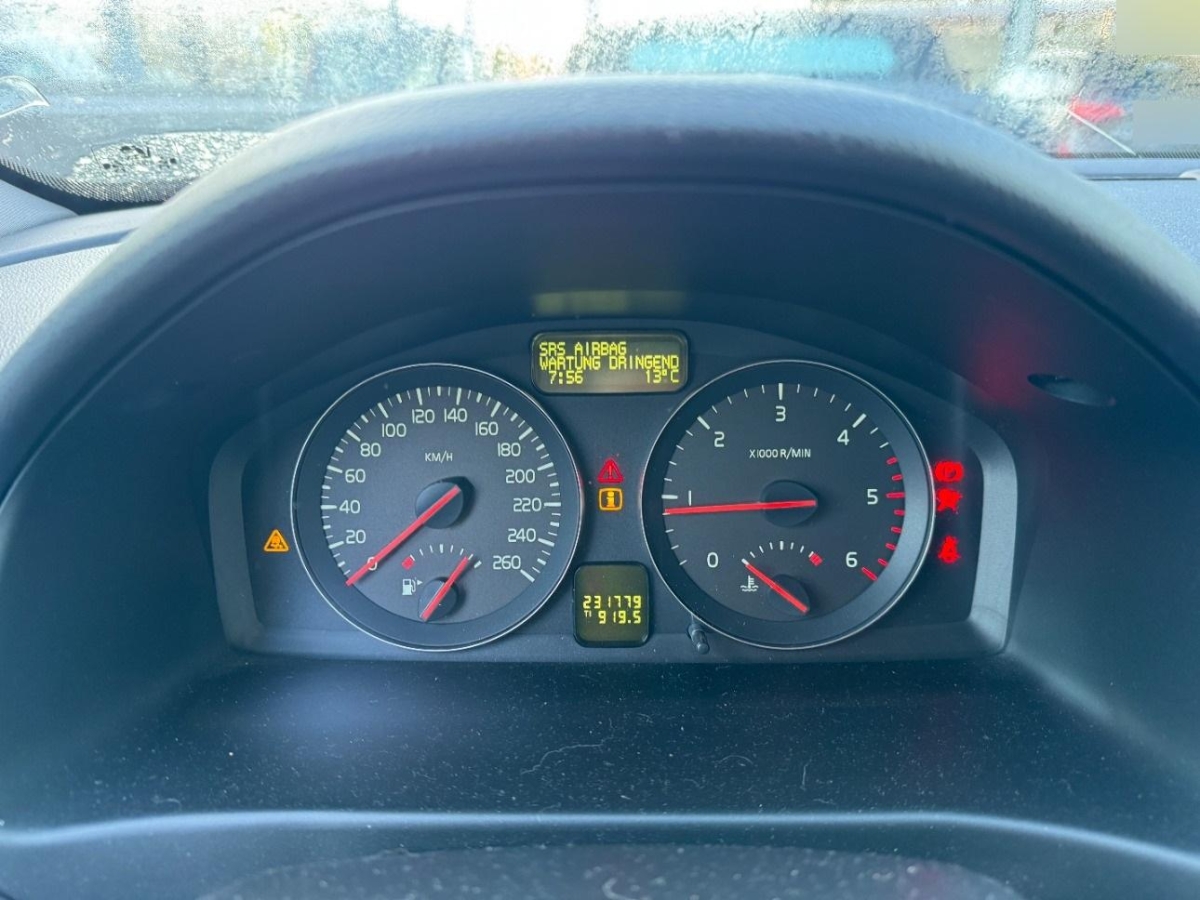 T12