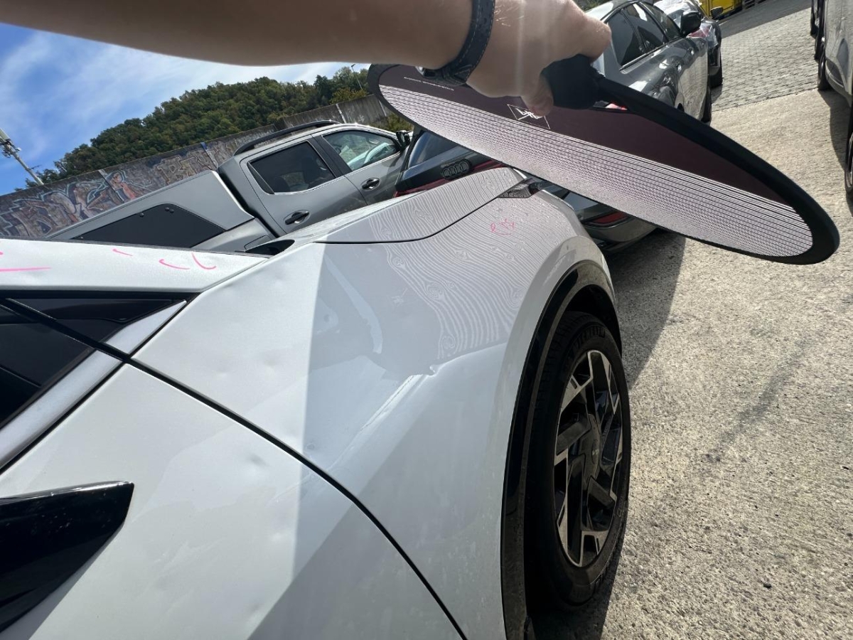 T18